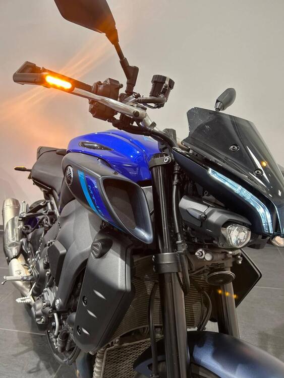 Yamaha MT-10 (2022 - 25) (4)