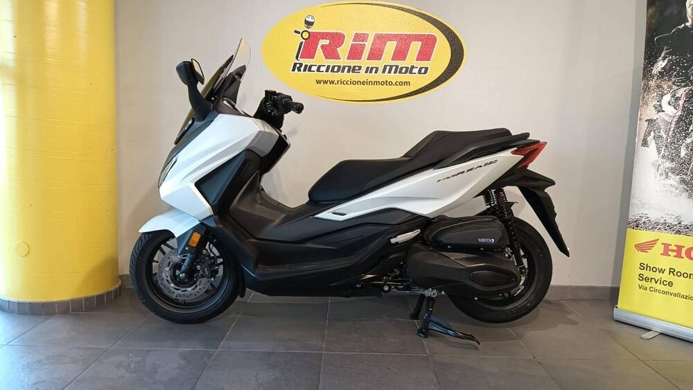 Honda Forza 350 (2025) (3)