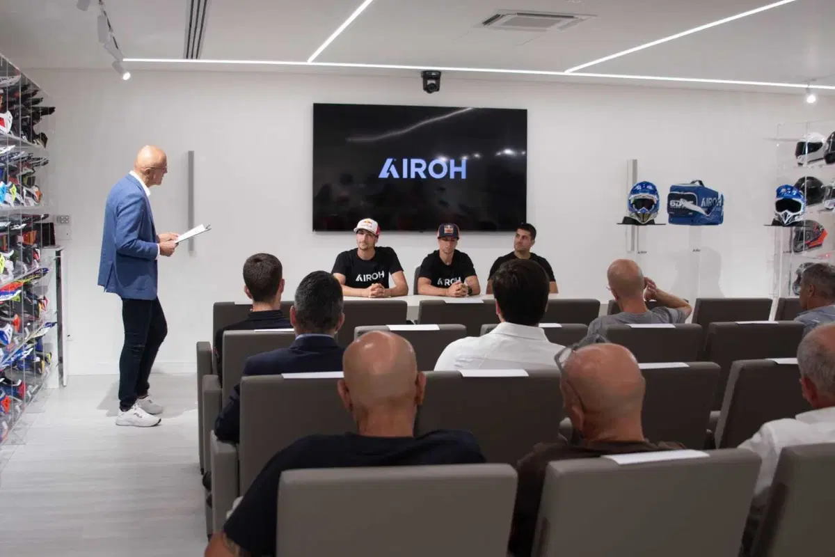 AIROH Aviator III 6Days® Italia 2025: 200 caschi, una leggenda da collezione [VIDEO ITV] (9)