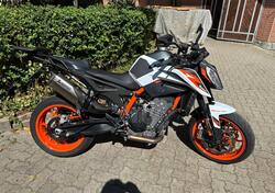 KTM 890 Duke R (2021) usata