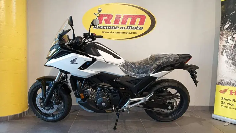 Honda NC 750 X (2025 - 26) (2)