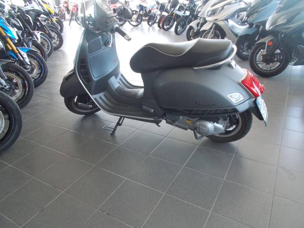Vespa GTS 300 Super Sport ABS (2010 - 16) (4)