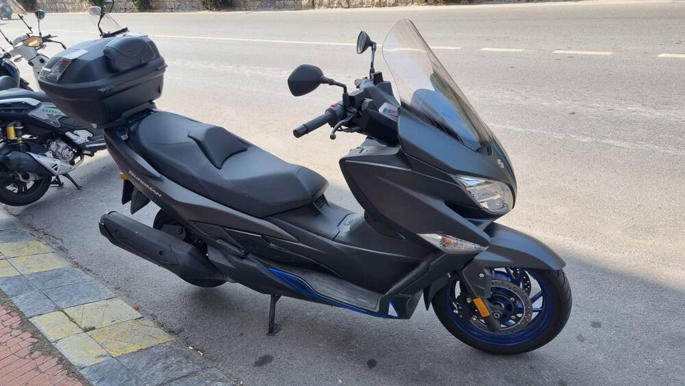 Suzuki Burgman 400 (2022 - 24)