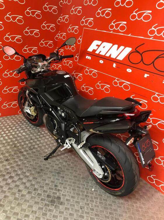 Aprilia Shiver 750 (2010 - 16) (4)