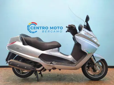 Piaggio X8 400 i.e. usata