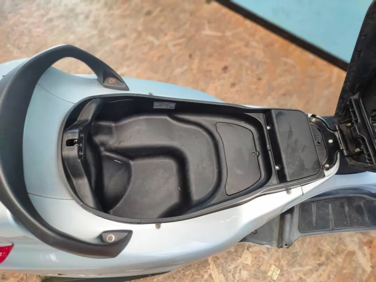 Piaggio X8 400 i.e. (10)