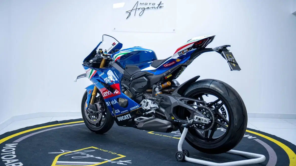 Ducati Panigale V4 Tricolore Italia (2025 - 26) (5)