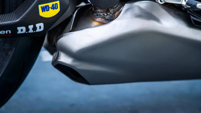 Ducati Panigale V4 Tricolore Italia (2025 - 26) (17)