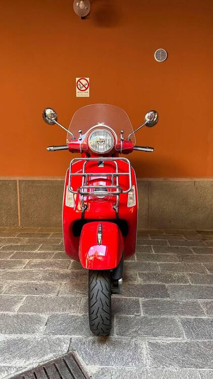 Vespa GTS 250 i.e. (2)