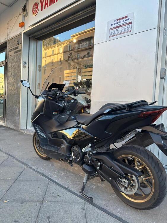 Yamaha T-Max 560 Tech Max (2022 - 24) (3)