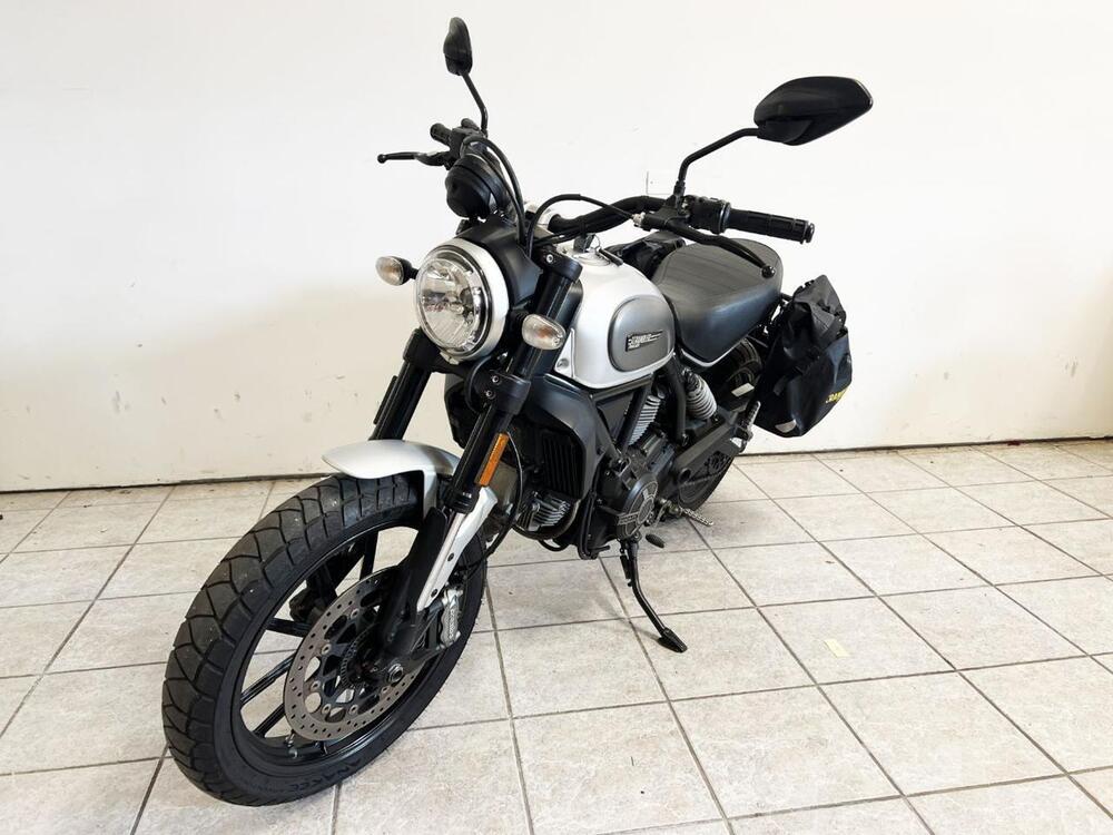 Ducati Scrambler 800 Icon (2017 - 20) (2)