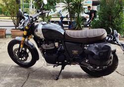 Royal Enfield Bear 650 (2025) usata