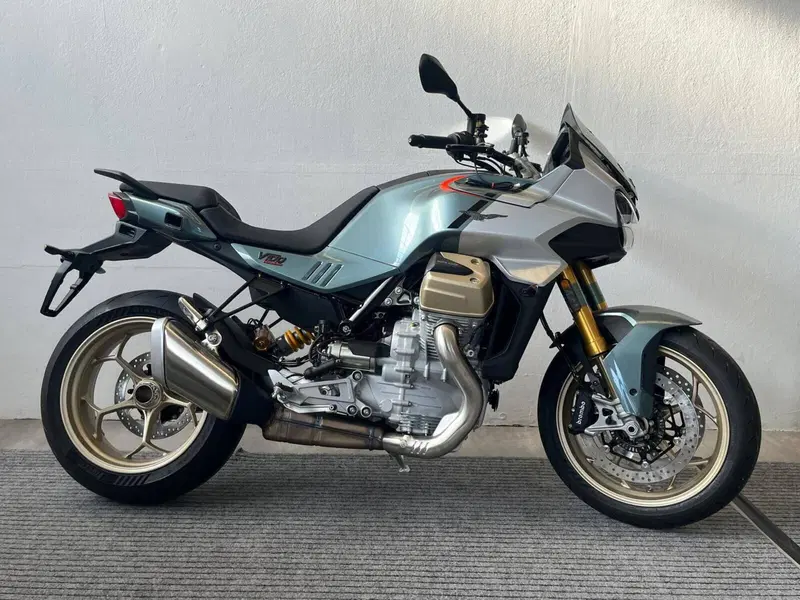 Moto Guzzi V100 Mandello S (2025 - 26)