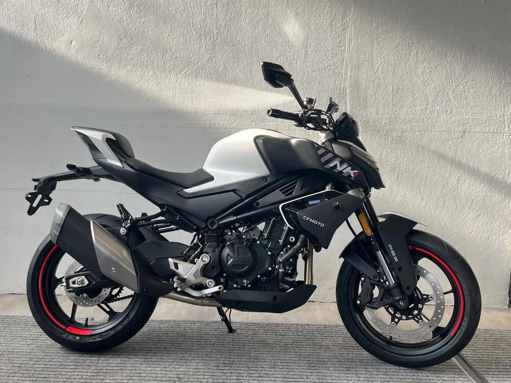 CFMOTO 450NK (2023 - 25)