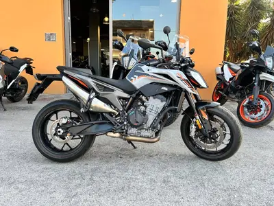 KTM 790 Duke L (2023 - 24) usata