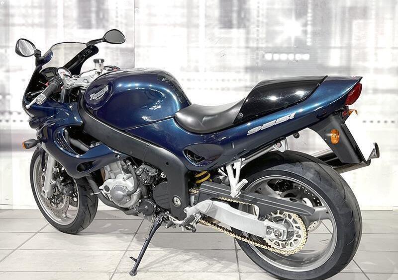 Vendo Triumph Sprint 955 RS (1999 - 01) usata a Casalgrasso