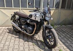 Triumph Street Twin 900 (2017 - 18) usata