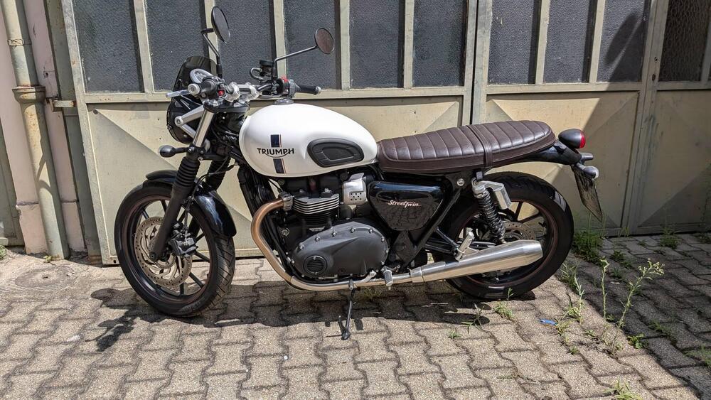 Triumph Street Twin 900 (2017 - 18) (3)