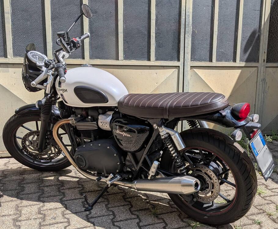 Triumph Street Twin 900 (2017 - 18) (4)
