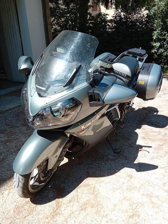 Kawasaki GTR 1400 (2007 - 09) (3)