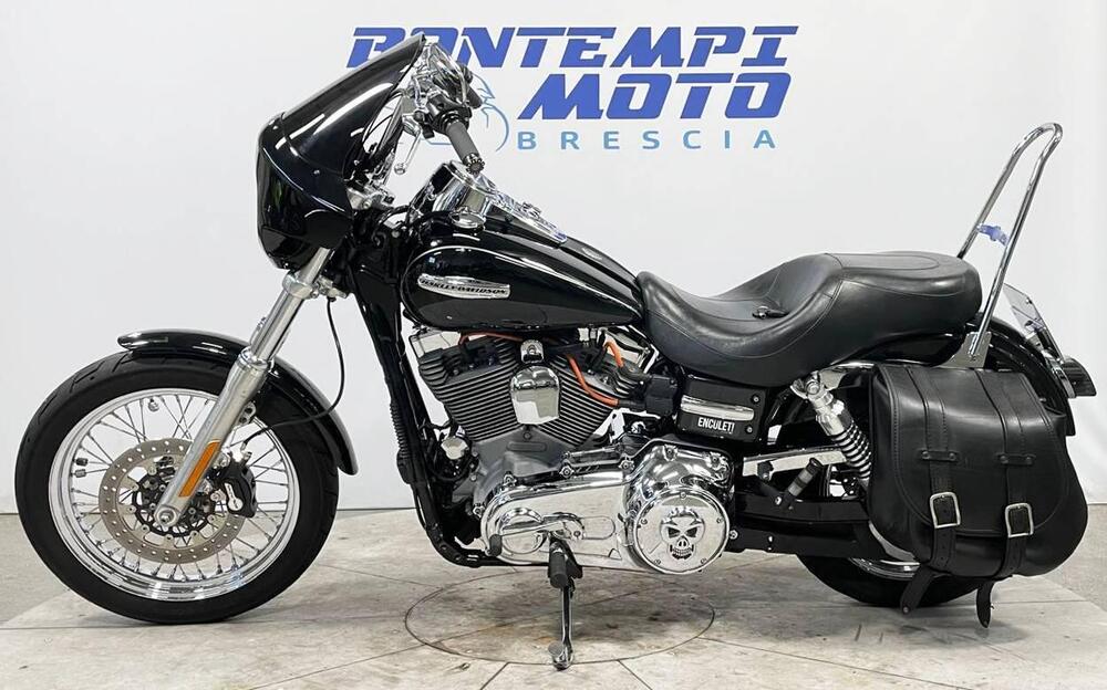 Harley-Davidson 1584 Super Glide Custom (2007) - FXDC (2)