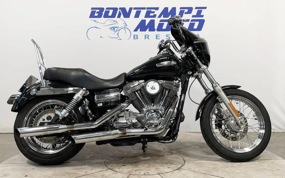 Harley-Davidson 1584 Super Glide Custom (2007) - FXDC