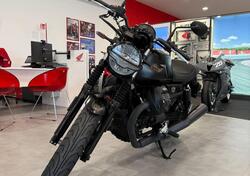 Moto Guzzi V7 Stone (2021 - 24) usata