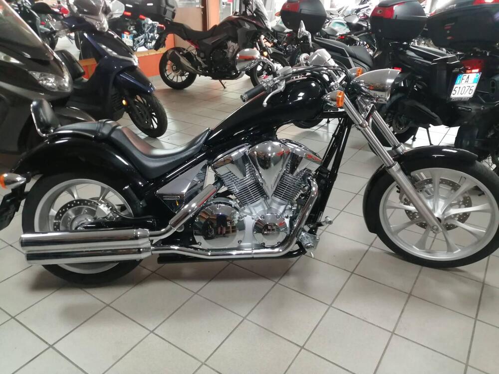 Honda VT 1300 CX (2009 - 16) (4)