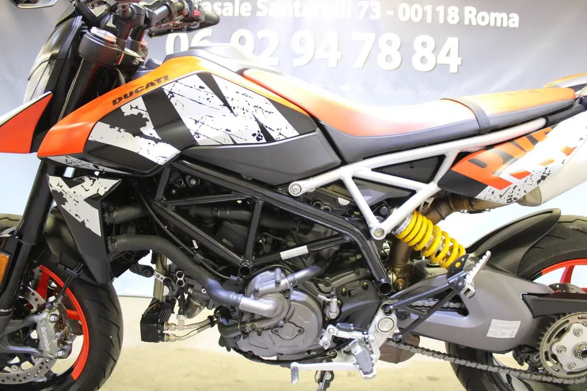 Ducati Hypermotard 950 RVE (2022 - 25) (16)