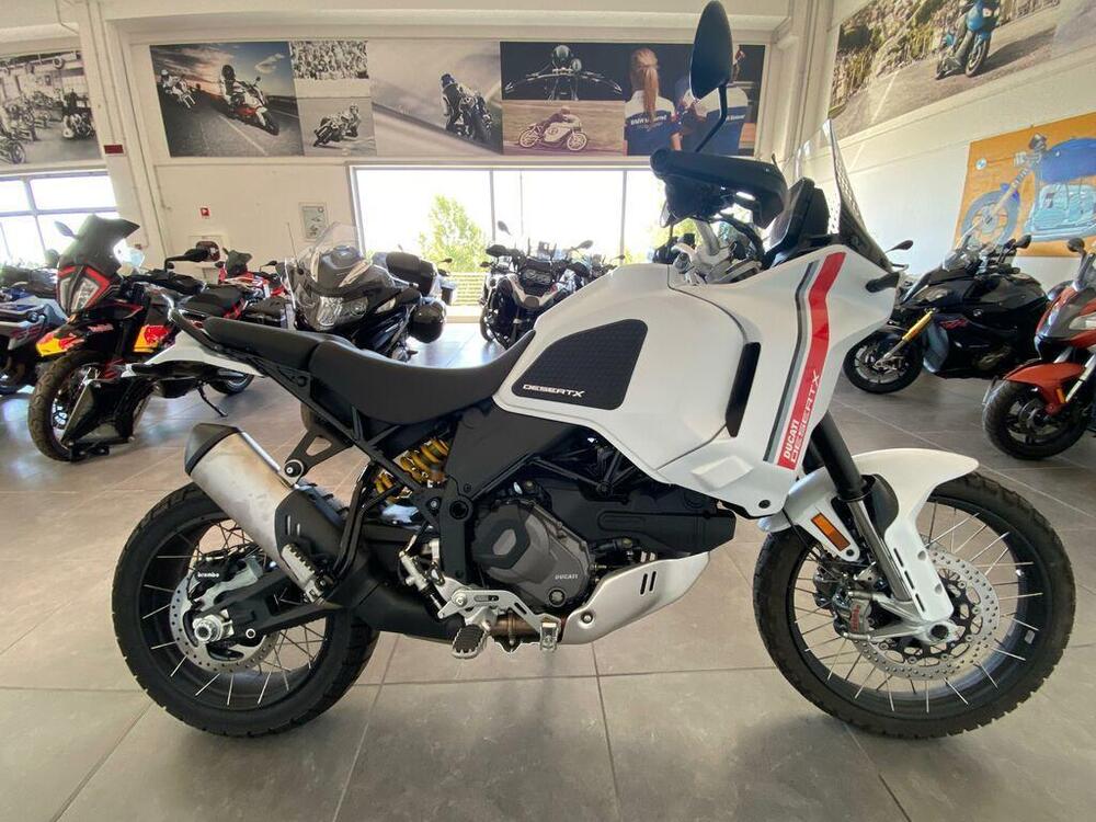 Ducati DesertX (2022 - 25) (2)