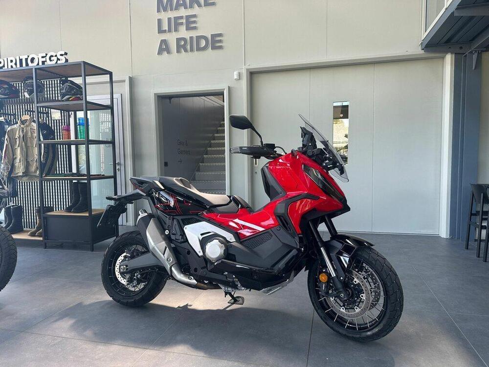 Honda X-ADV 750 DCT Gravel (2021 - 24) (2)