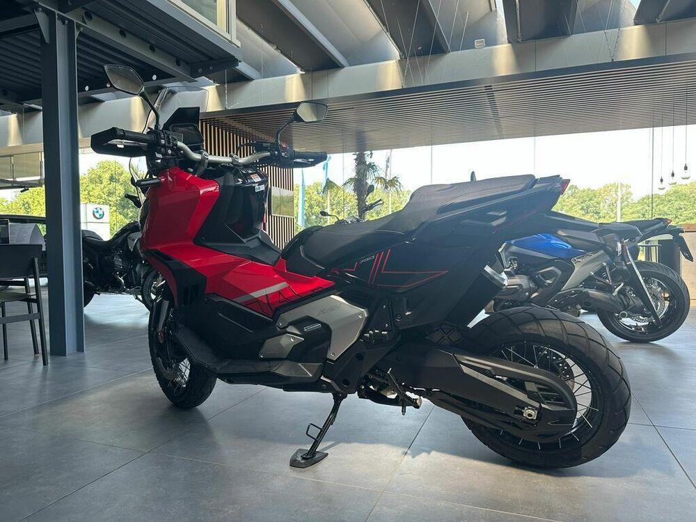 Honda X-ADV 750 DCT Gravel (2021 - 24) (4)