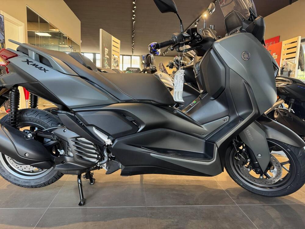 Yamaha X-Max 125 (2025) (2)