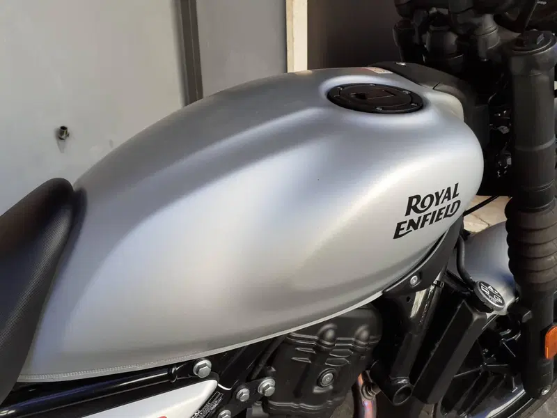 Royal Enfield Guerrilla 450 (2024 - 26) (13)