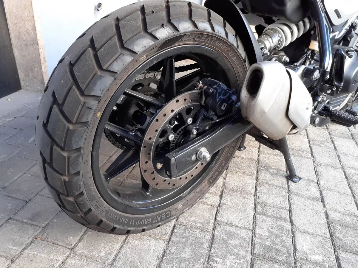 Royal Enfield Guerrilla 450 (2024 - 26) (16)
