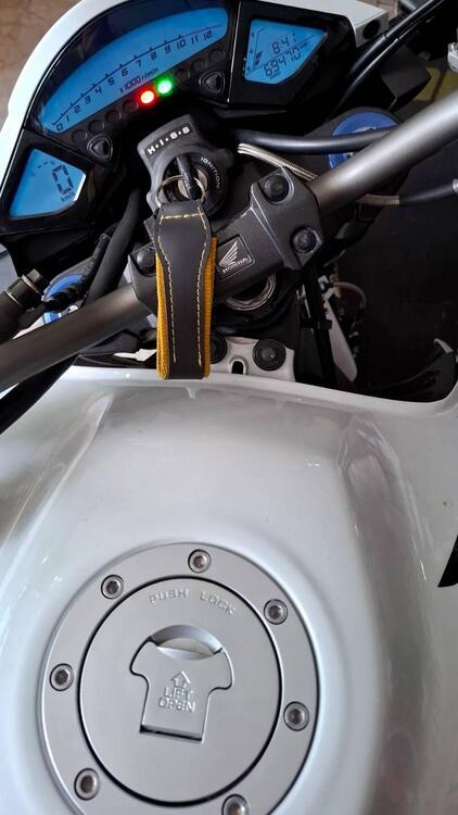 Honda CB 1000 R (2008 - 10) (3)