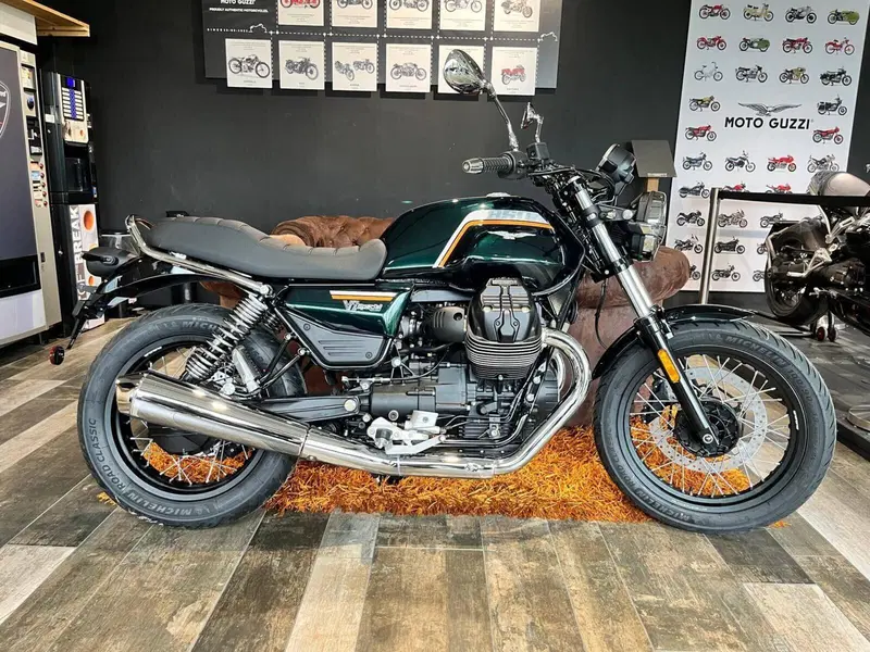 Moto Guzzi V7 Special (2025 - 26) (3)