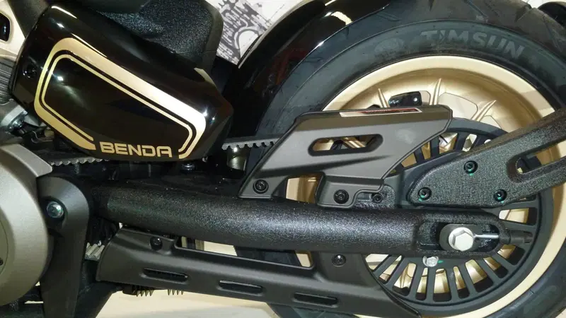 Benda Motorcycles Napoleon Bob 500 (2024 - 26) (10)