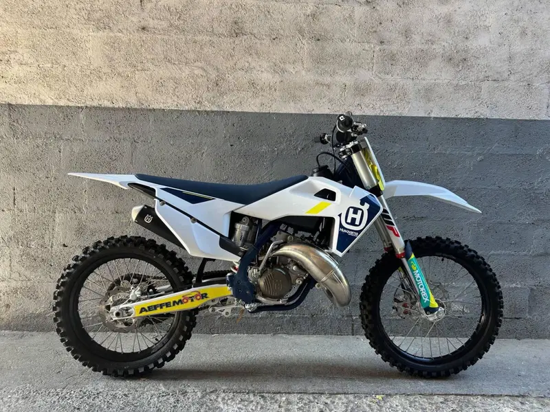 Husqvarna TC 125 (2022) (3)