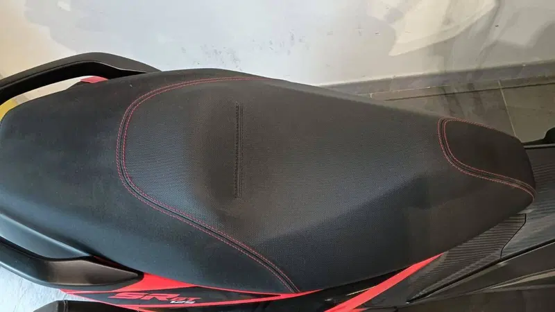Aprilia SR GT 125 Sport (2025 - 26) (6)