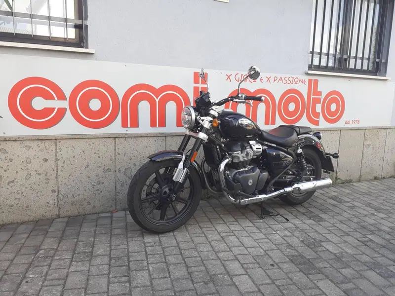 Royal Enfield Super Meteor 650 (2023 - 26) (2)