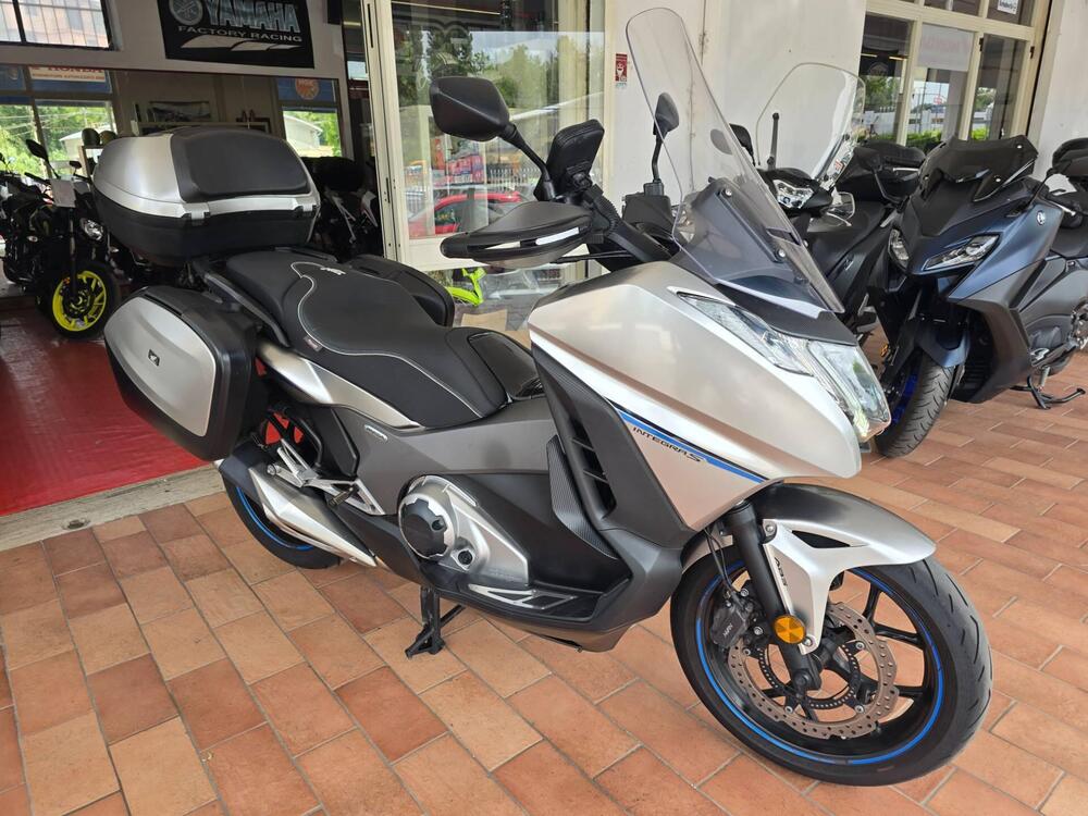 Honda Integra 750 DCT Sport (2017) (5)