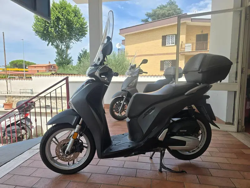 Honda SH 150i (2017 - 19) (2)