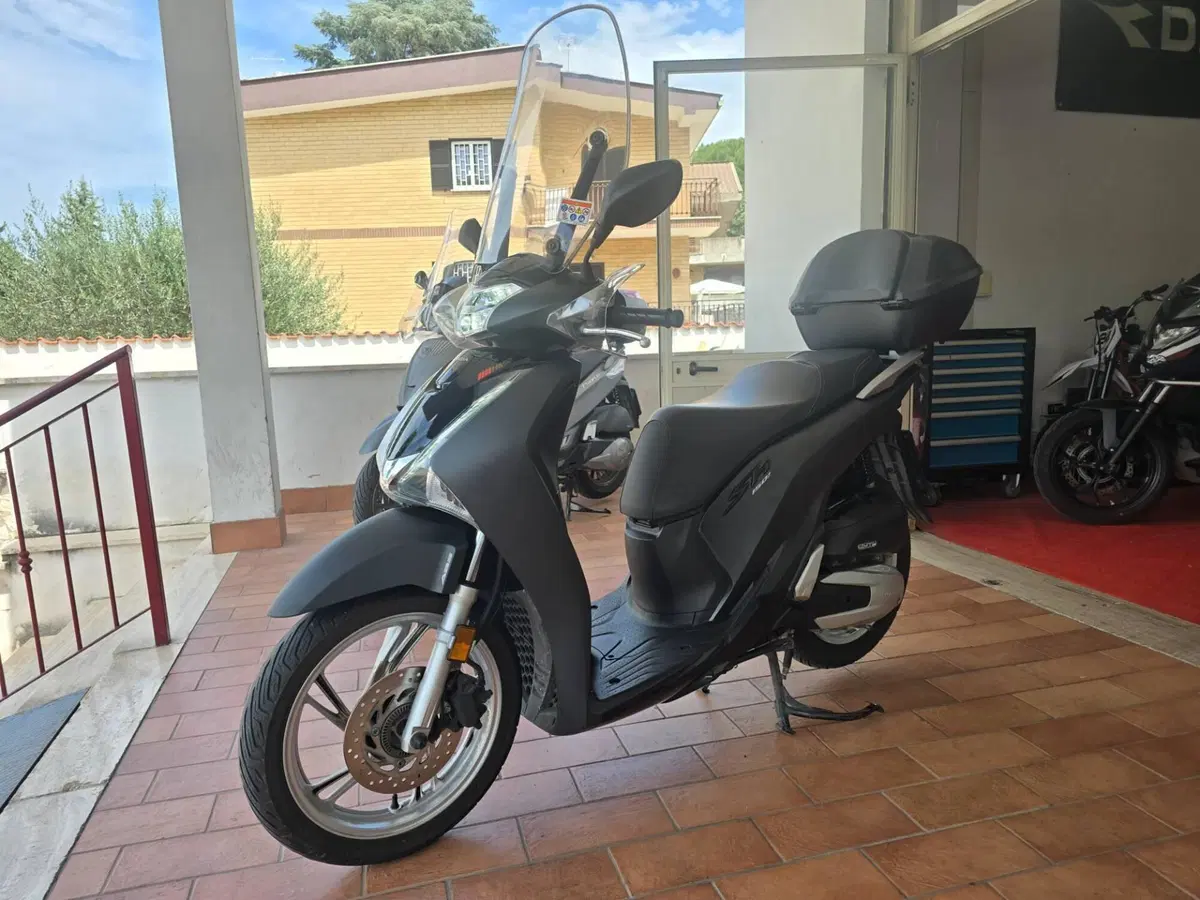 Honda SH 150i (2017 - 19) (6)