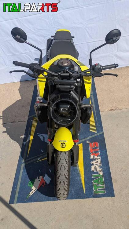 Husqvarna Vitpilen 801 L (2025) (2)