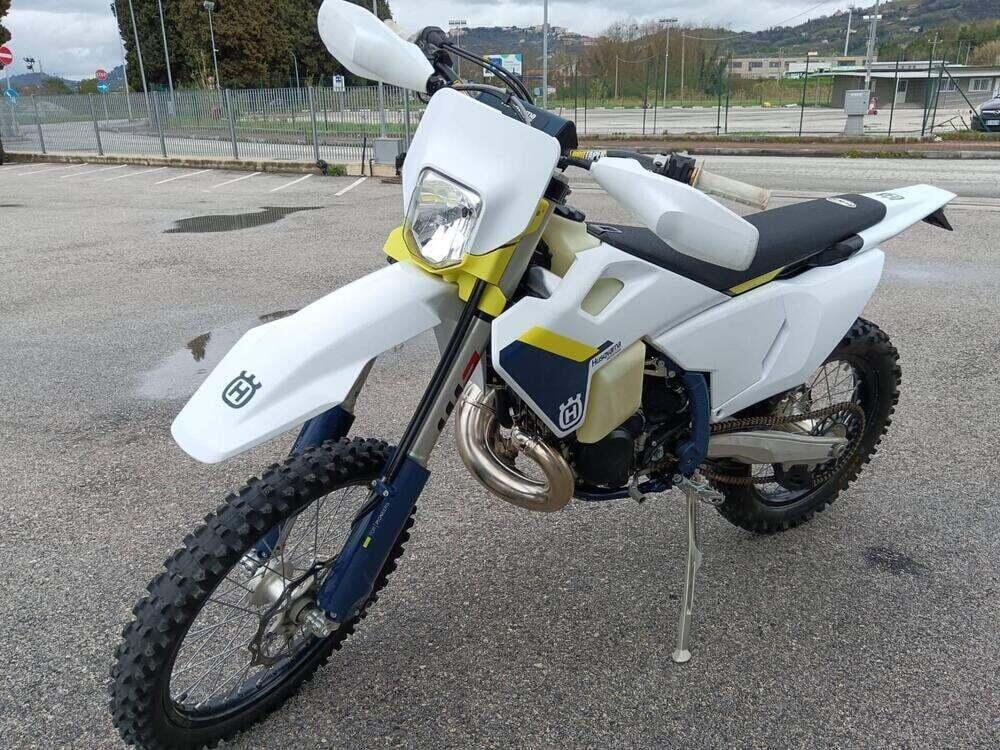 Husqvarna TE 250 (2024) (3)
