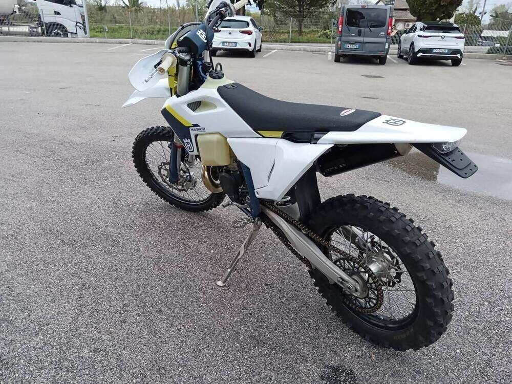 Husqvarna TE 250 (2024) (4)