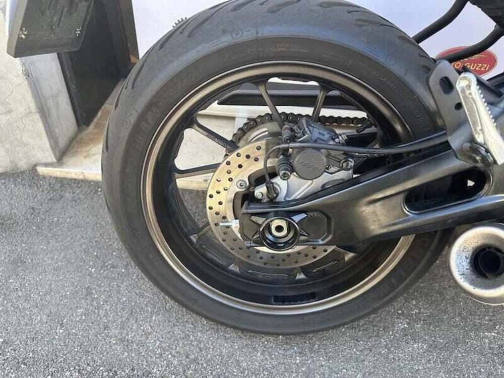 Yamaha XSR 700 (2022 - 25) (4)