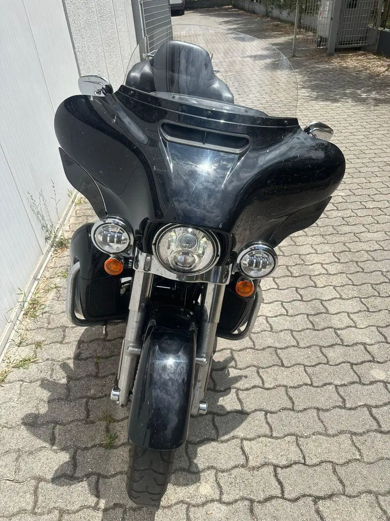 Harley-Davidson 114 Electra Glide Ultra Limited (2020) - FLHTK (3)