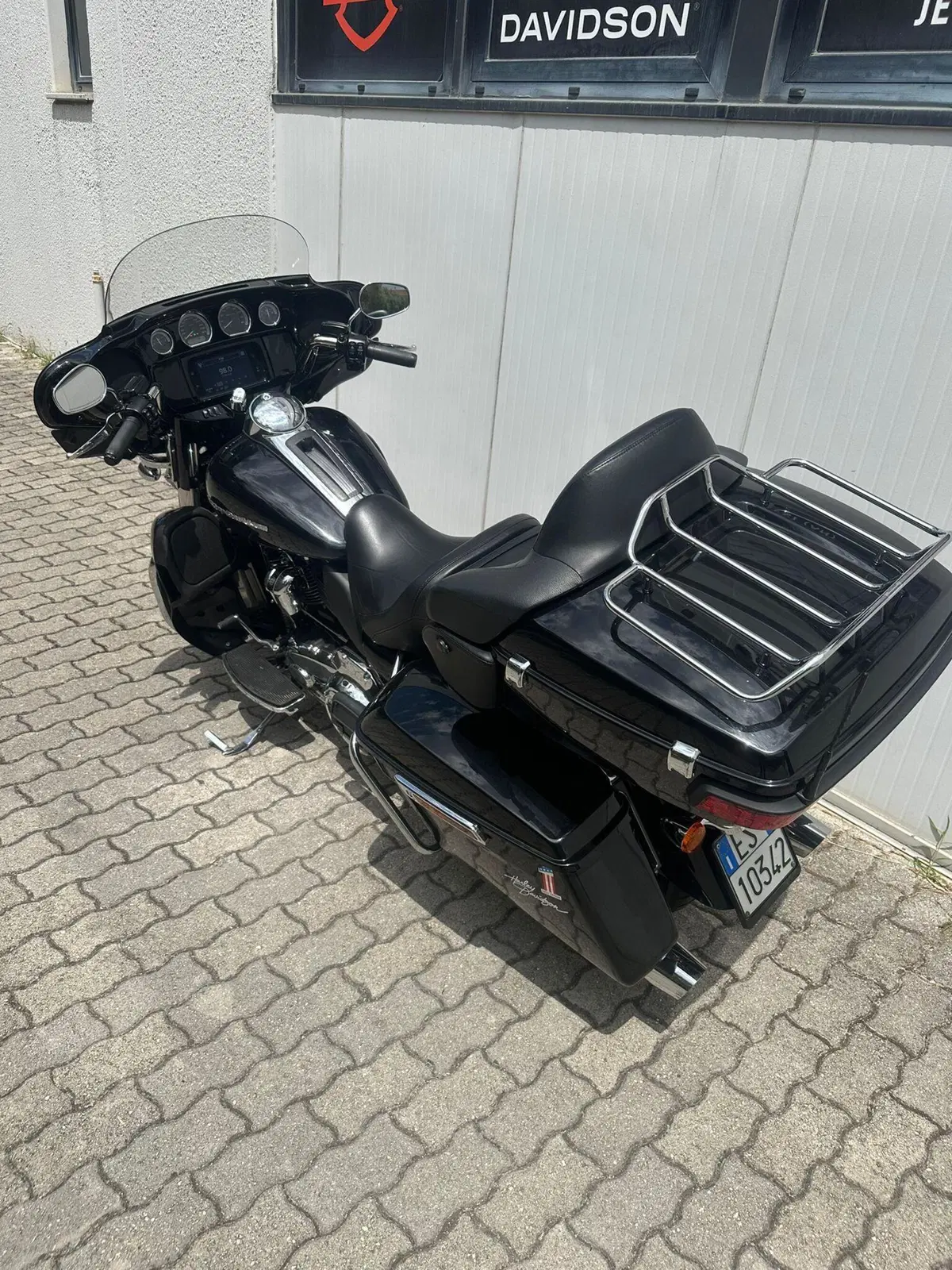 Harley-Davidson 114 Electra Glide Ultra Limited (2020) - FLHTK (5)